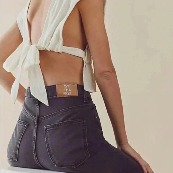 Free People Pacifica High Rise Slim Straight Jeans Black  NWT - Picture 4 of 10